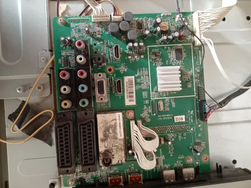 Pièces détachées TV ENIE 32" (Carte Mère + Alim) - Dalle HS
