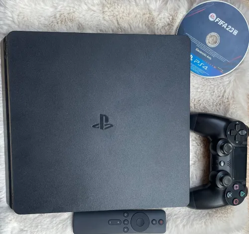 PS4 slim 500 G version 13.04