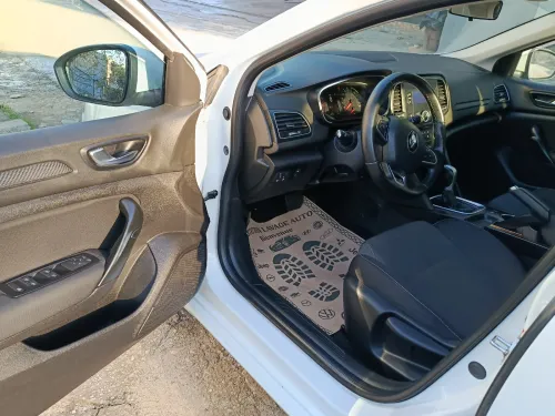 Renault Megane 4  2023 Iconic