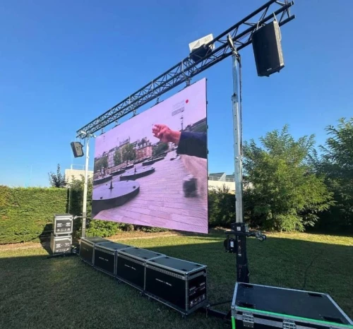 Location ÉCRANS LED GÉANTS POUR VOS ÉVÉNEMENTS & PROJECTIONS