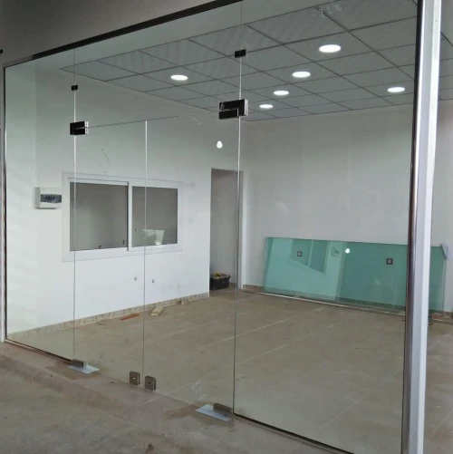 vitrine de façade montage réparation 