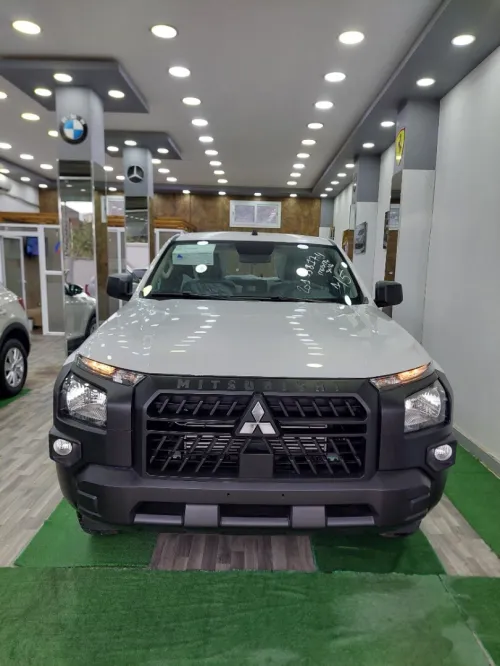 Mitsubishi L200 2025 