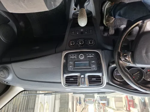 Renault Symbol 2015 Extrême