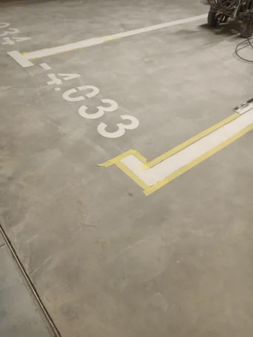 signalisation routière traçage parking location machine