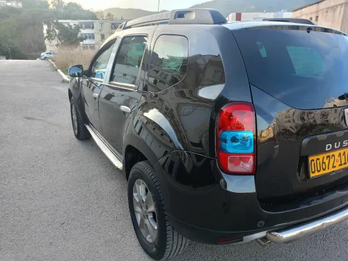 Dacia Duster 2016 Laureate