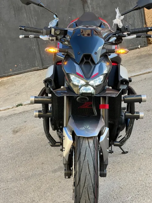 kawazaki z900 2025