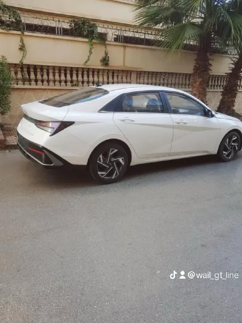 Hyundai Elantra 2025 Glx