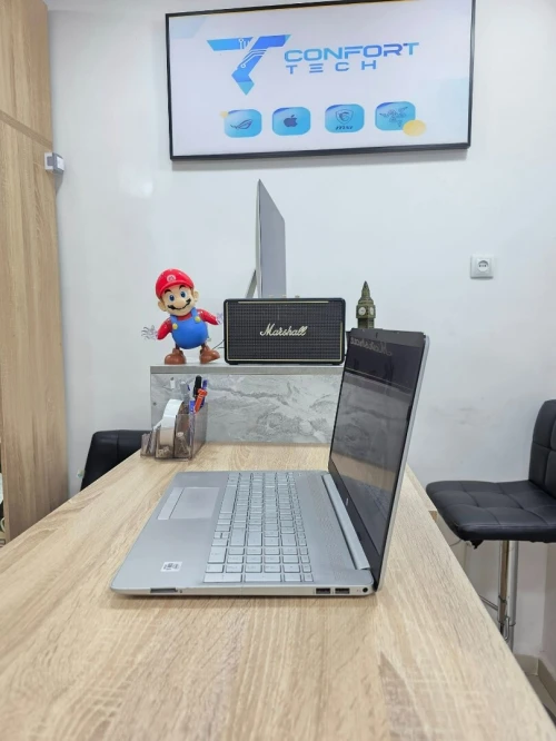 HP LAPTOP 15 15.6"  i5-1035G1 8GB/256GB