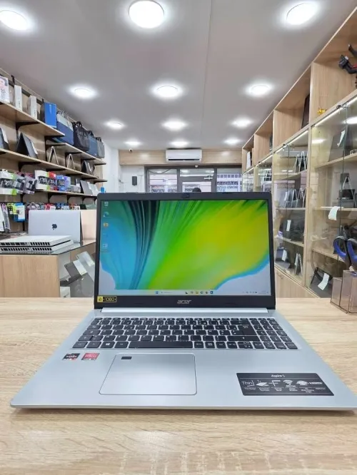 ACER Aspire 5 15.6"   RYZEN 7 4700U & RX640 16GB /1TB
