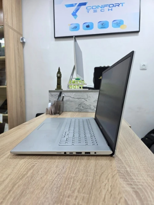 ASUS VivoBook 17 Ryzen 7 3700U 12GB /512GB