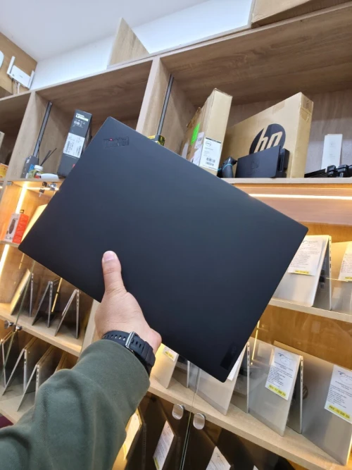 LENOVO THINKPAD P1 GEN 5 16  i7 12800H  16GB /512 SSD