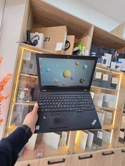 LENOVO THINKPAD P51  i7 7820HQ & NVIDIA Quadro M1200 4GB 16GB/  256GB SSD +1TB HDD