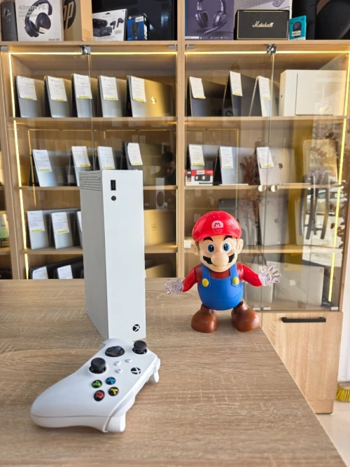 Xbox Series S  Version 2023 [VENDU]