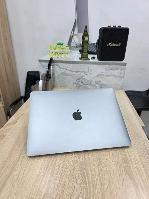 MacBook Pro 2018 13.3 Touch Bar 8GB/256GB 
