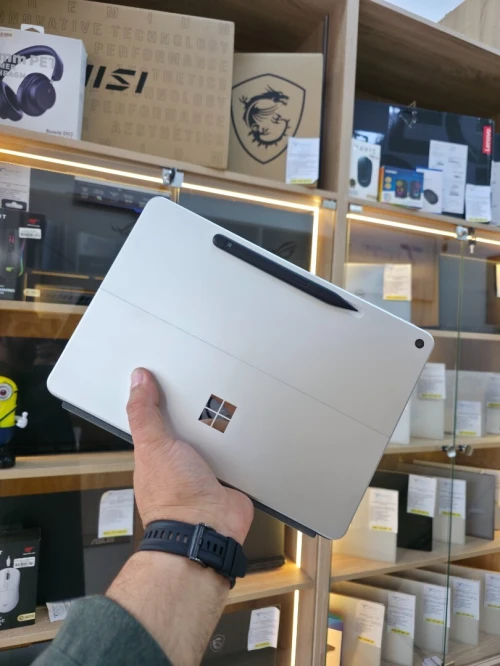 Microsoft Surface Pro 12 Snapdragon X Plus 16GB RAM / 256GB SSD UFS