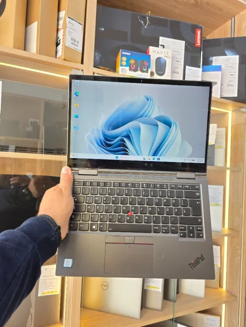 LENOVO THINKPAD X1 YOGA   14 " 4k Tactile  i7 8565U 16GB/1TB