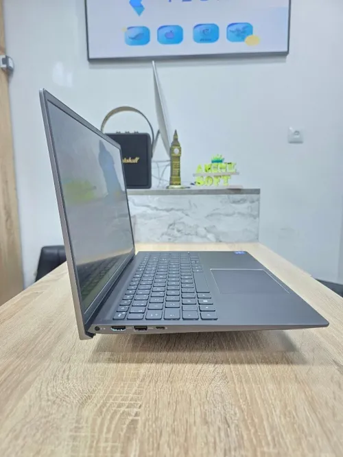 Dell VOSTRO 5510 i5 11320H 8GB/256GB