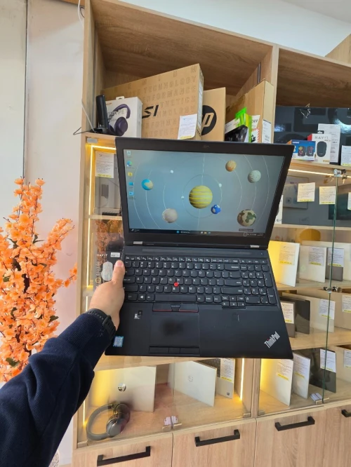 LENOVO THINKPAD P51  i7 7820HQ & NVIDIA Quadro M1200 4GB 16GB/  256GB SSD +1TB HDD