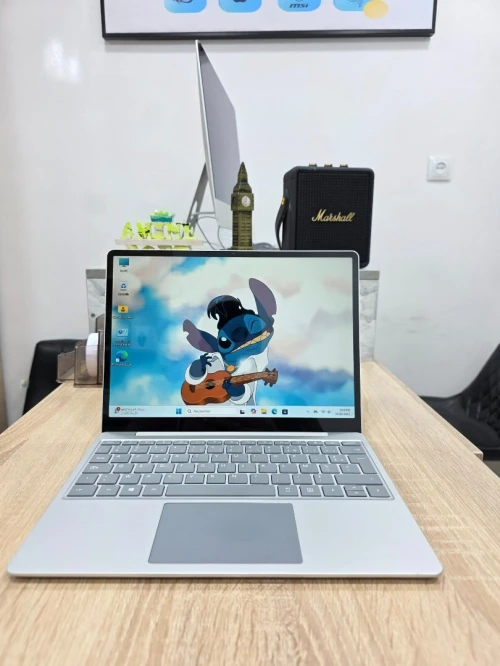 Microsoft surface Go 3 12.4"  i5-1035G1 8GB/256GB