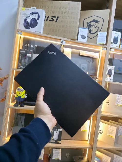 LENOVO THINKPAD T14s  Ryzen 5 4650U 16GB /256GB