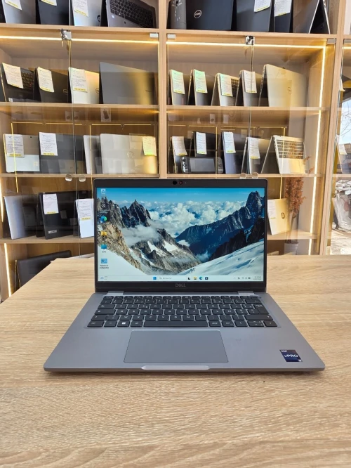 DELL Latitude 5330 13.3" Tactile i7 1265U 16GB/512GB