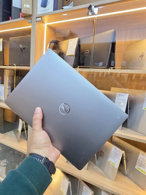 DELL LATITUDE 7350 13.3" Core Ultra 7 165U 32GB / 256GB
