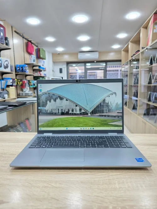 DELL LATITIDE 5530 15.6" i5 1235U 16GB/512 GB