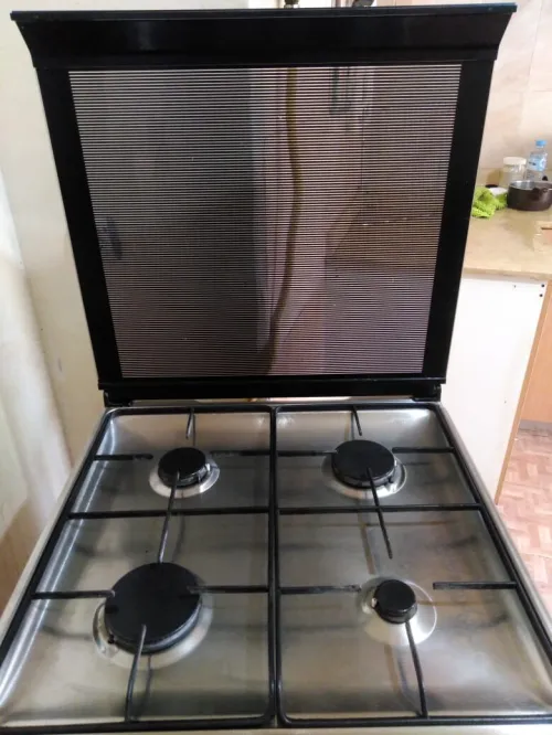 Pack Déménagement : Lave-linge 7kg  (occasion )+ Cuisinière Inox  avec ventilation (occasion ) + Table & 6 Chaises (occasion )