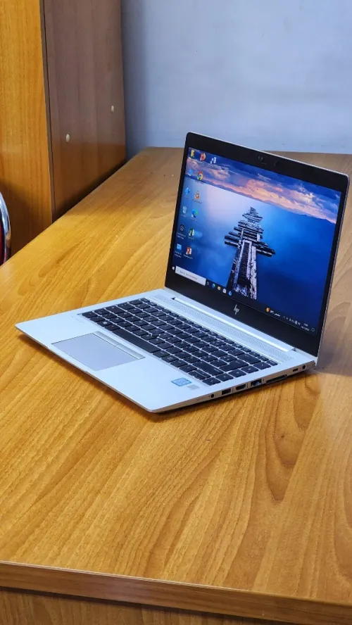 HP ELITEBOOK 840 G5 I5-8350U 16Go 256 SSD UHD GRAPHICS 620 Ècran 14 FHD AZERTY