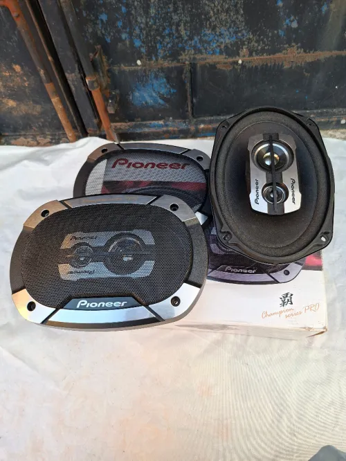 ts-6975 v3 pioneer 550 w série pro