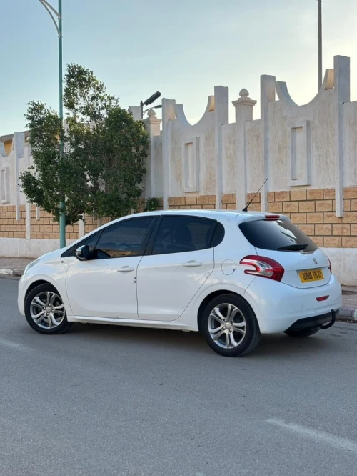 Peugeot 208 2015 Style