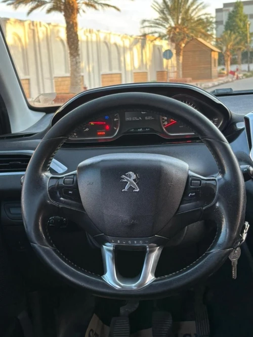 Peugeot 208 2015 Style