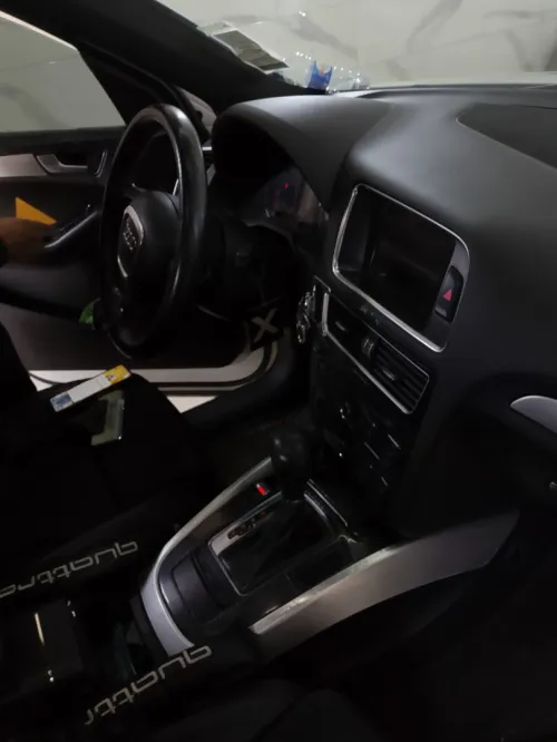 Audi Q5 2011 S Line Pack Tech