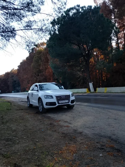 Audi Q5 2011 S Line Pack Tech