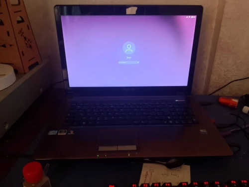 Vends Asus 17 pouce i7