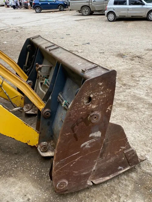 Komatsu Komatsu wb93 r5 2009