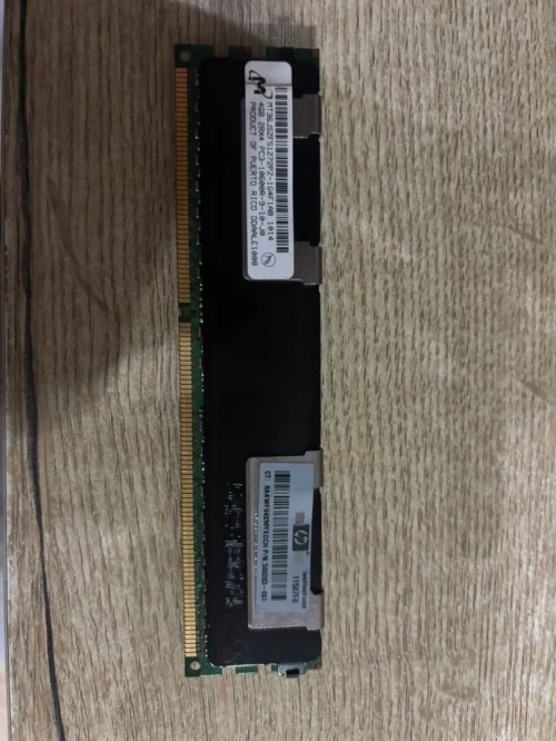 Lot barrettes mémoires pour serveur ddr3 1333mhz 10600R , 4Gb