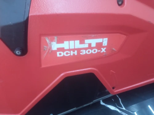 Découpeuse hilti dch300-x année 2019 presque Neuf 
