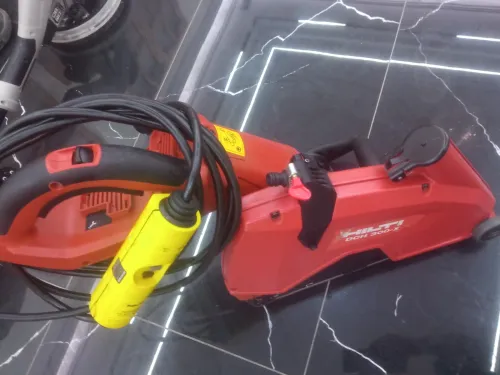 Découpeuse hilti dch300-x année 2019 presque Neuf 