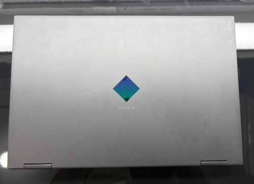 HP OMEN 15 Ryzen 7 4800H - 16 Go RAM - 512 NVMe