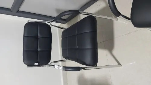 Chaise visiteur 