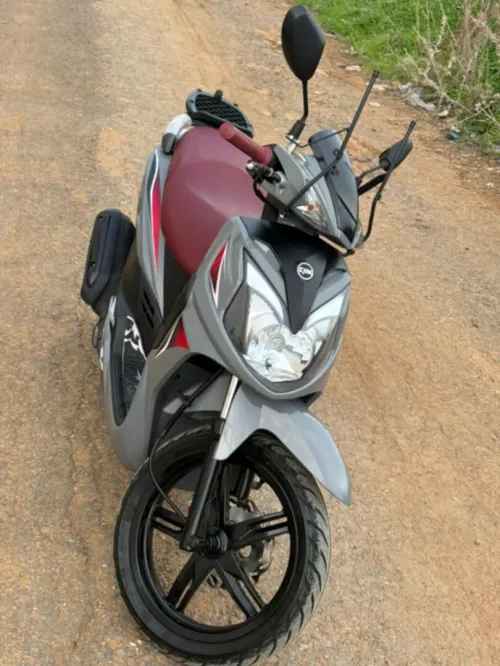Sym Sr 2025
