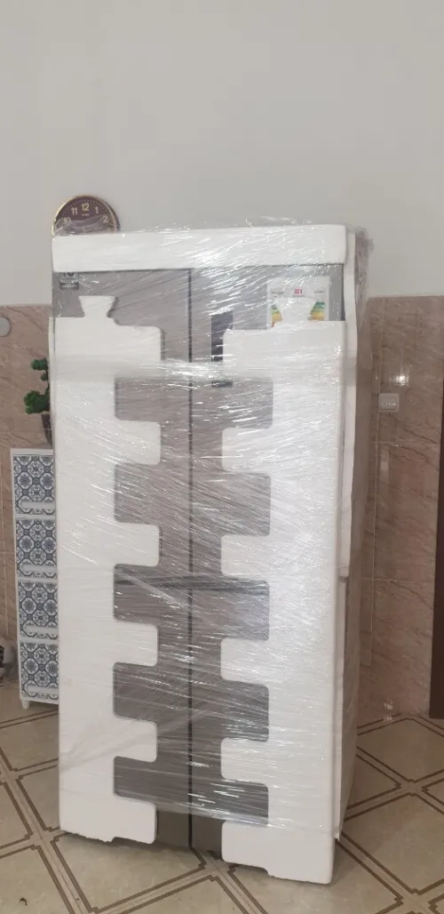 Refrigerateur 4 portes  TCL