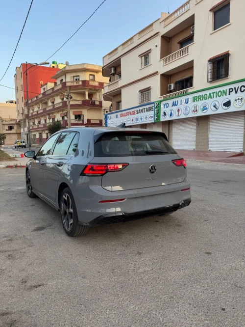 Volkswagen Golf 8 2025 R-Line