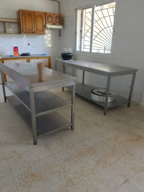 Table de travail inox professionnel