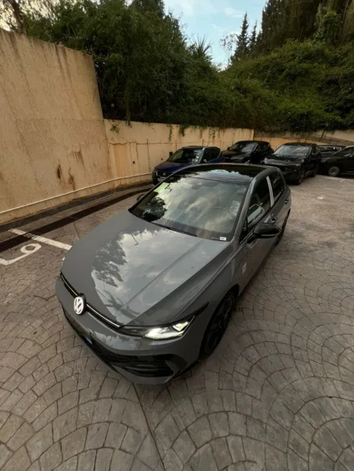 Volkswagen Golf 8 2025 R-Line