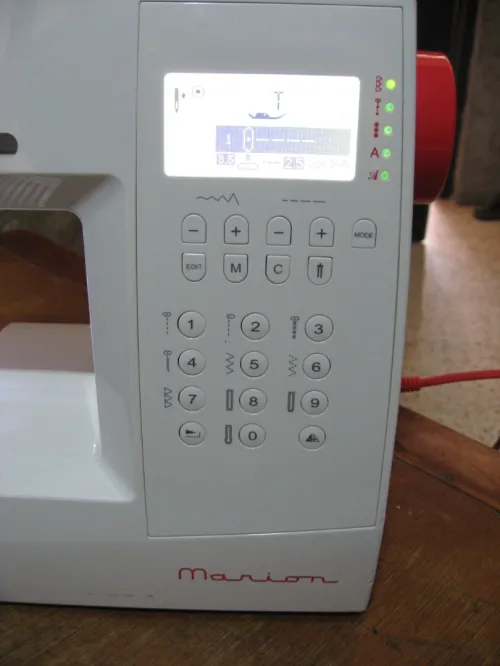 MACHINE A COUDRE VERITAS