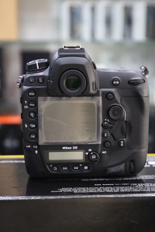 NIKON D6 Body