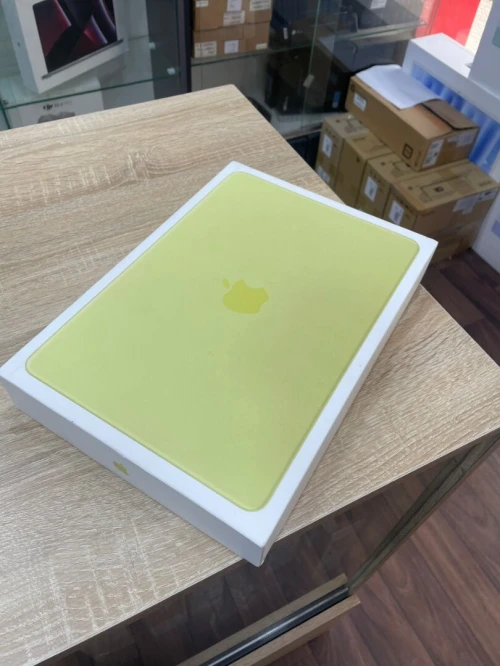 MACBOOK NEO 6C CPU 5C GPU RAM 8GO DISQUE 256GO 13 POUCES