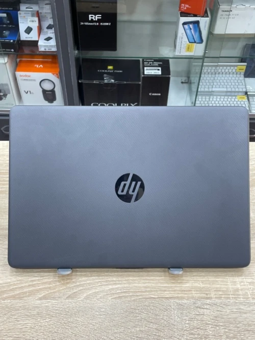 HP 250 INTEL CELERON N4500 4DDR4 256NVME 15.6HD AZERTY